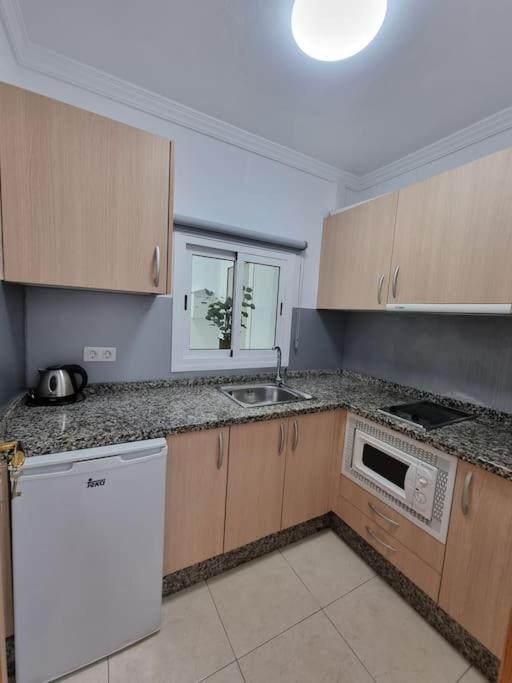 Appartement Suecia Lirio à Los Cristianos  Extérieur photo