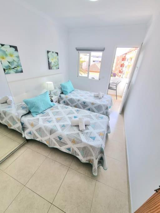 Appartement Suecia Lirio à Los Cristianos  Extérieur photo